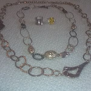2 necklace and 2 rings